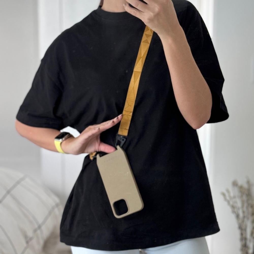 Case for iPhone 13 Pro Max. Brand Xou Xou. Good condition. - Picture 2 of 7
